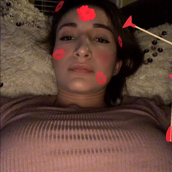 Meet your Posher, Lilly - Picture 2 of 3